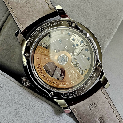 Швейцарские часы Jaeger-LeCoultre Master Tourbillon 41,5 мм