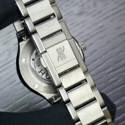 Швейцарские часы Hublot Classic Fusion