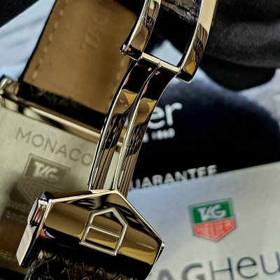 Швейцарские часы Tag Heuer Monaco