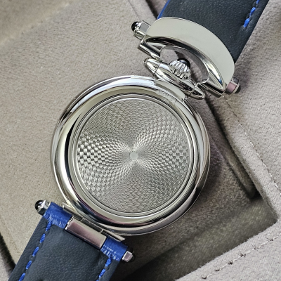 Швейцарские часы Bovet Amadeo Fleurier Miss Audrey Sweet Art