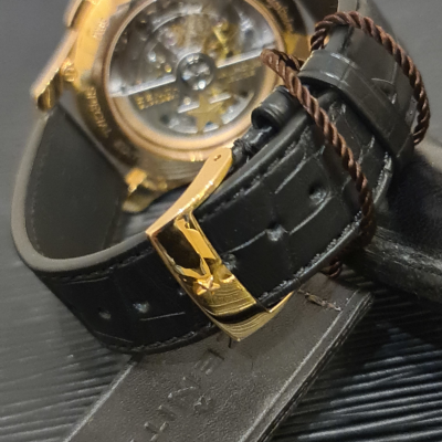 Швейцарские часы Zenith Captain Chronograph 42 mm