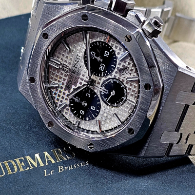 Швейцарские часы Audemars Piguet ROYAL OAK CHRONOGRAPH 41 MM