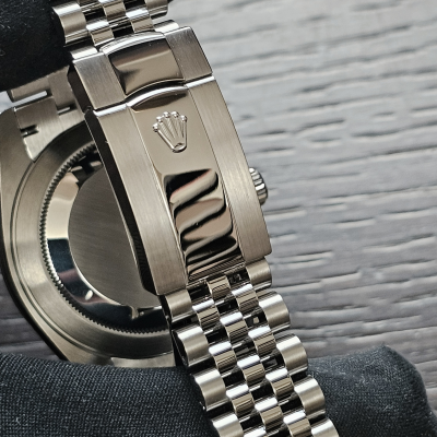 Швейцарские часы Rolex Datejust Dark Rhodium Jubilee