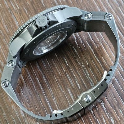 Швейцарские часы Ulysse Nardin Diver Black Sea