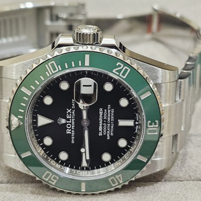 Швейцарские часы Rolex SUBMARINER DATE 41