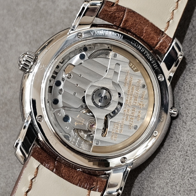Швейцарские часы Vacheron Constantin Patrimony 31-Day Retrograding Calendar