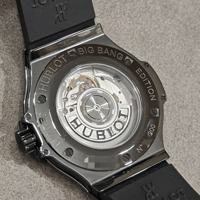 Швейцарские часы Hublot Big Bang