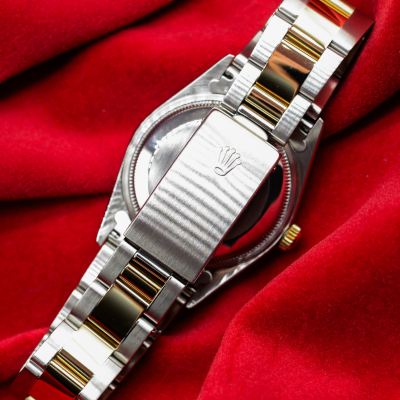 Швейцарские часы Rolex Oyster Perpetual Date