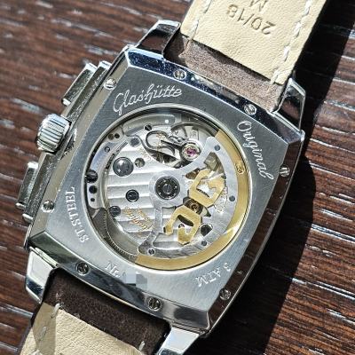 Швейцарские часы Glashutte Original Senator Karree Chronograph