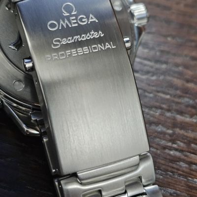 Швейцарские часы Omega Seamaster 300 m (в РЕЗЕРВЕ)