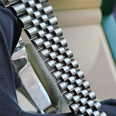 Швейцарские часы Rolex Datejust Mint 41 mm