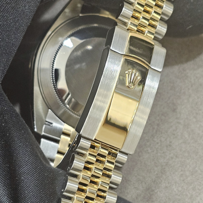 Швейцарские часы Rolex Datejust 41mm Two-Tone