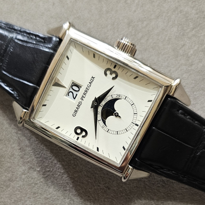 Швейцарские часы Girard-Perregaux Vintage 1945 King Size Large Date Moon Phases