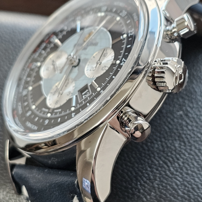 Швейцарские часы Breitling Transocean Chronograph