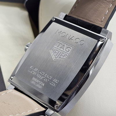 Швейцарские часы Tag Heuer Monaco