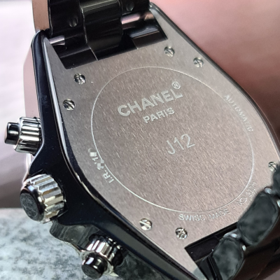Швейцарские часы Chanel J12 Chronograph